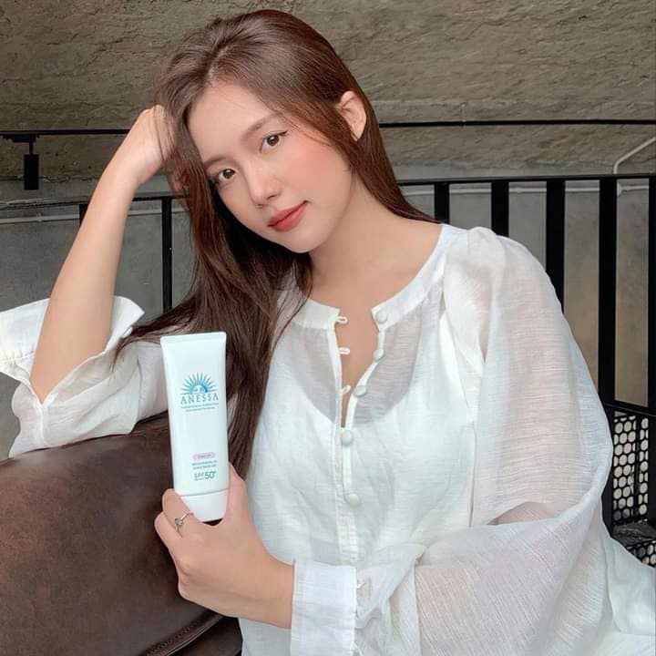 ANESSA PERFECT UV SUNSCREEN WHITE GEL TONE UP 90g