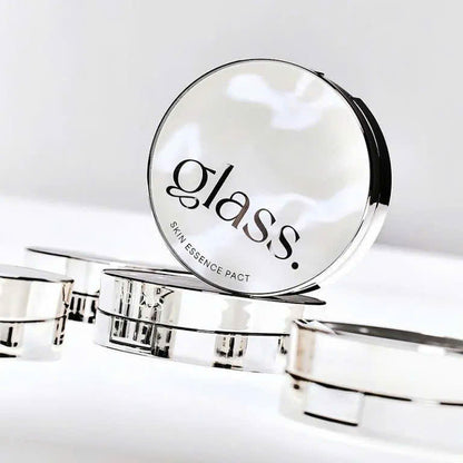 Age20's glass skin essence pact