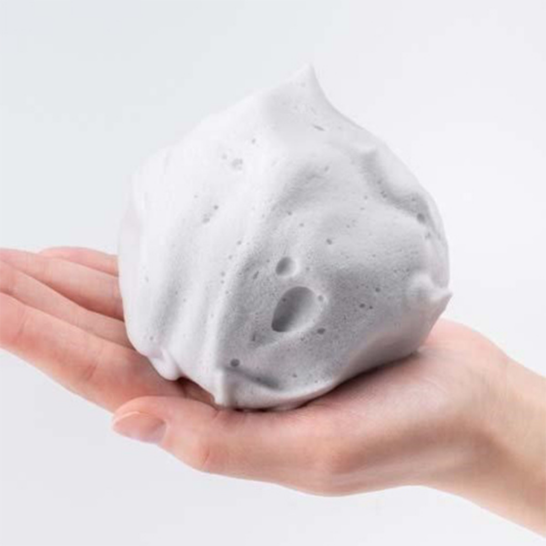 Kose Clear Turn Keana Shiny Genji Facial Cleanser (120g)