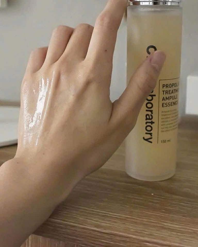 CNP LABORATORY PROPOLIS TREATMENT AMPULE ESSENCE - MADE IN KOREA