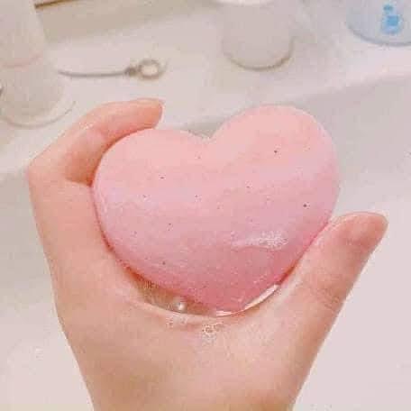 Peach Soap for Dark Spot Treatment – Pelican (Made in Japan)