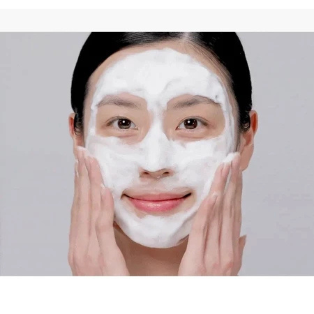 Red Lacto Collagen Clear 2.0 (300ml) AHA + BHA Daily Cleanser