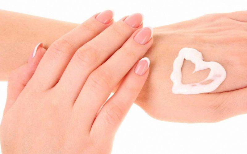 ❤️ Shiseido Hand Cream (Red)