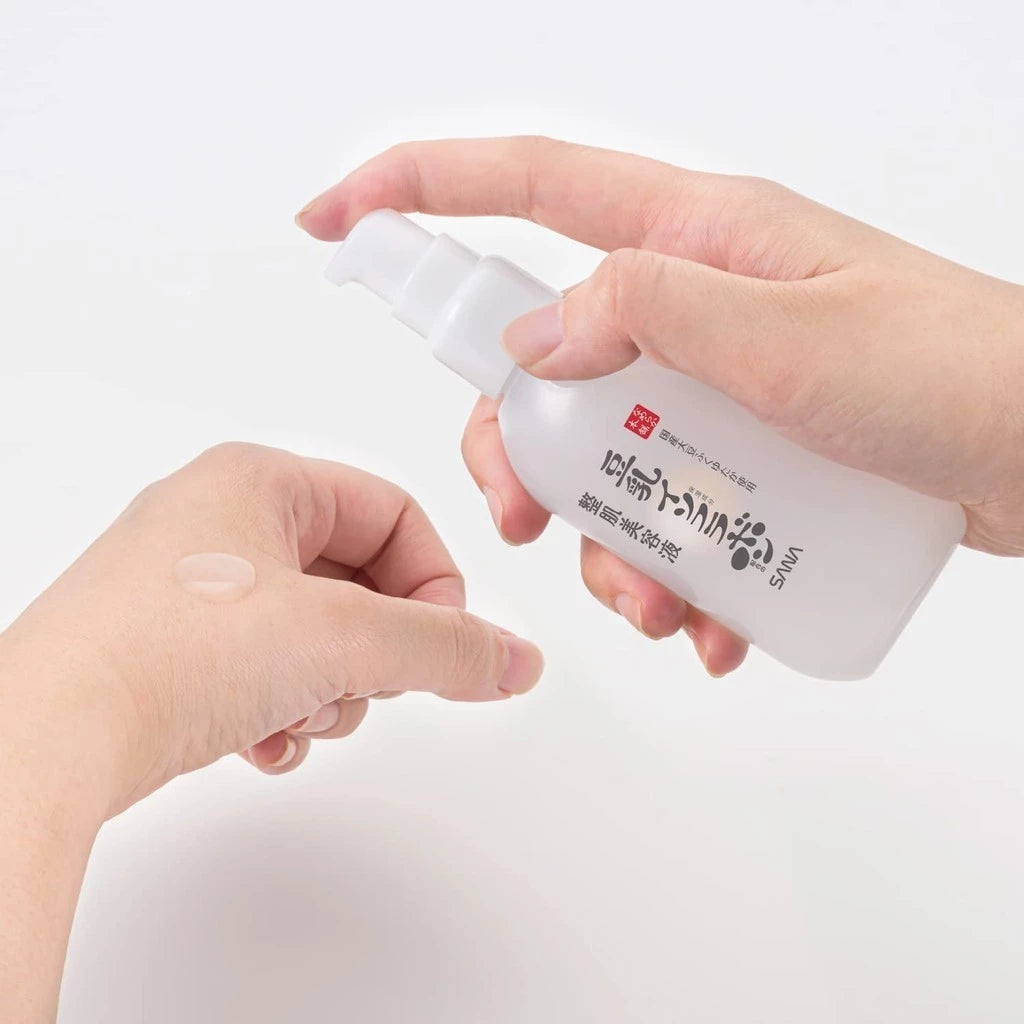 SANA NAMERAKA HONPO SERUM - MADE IN JAPAN